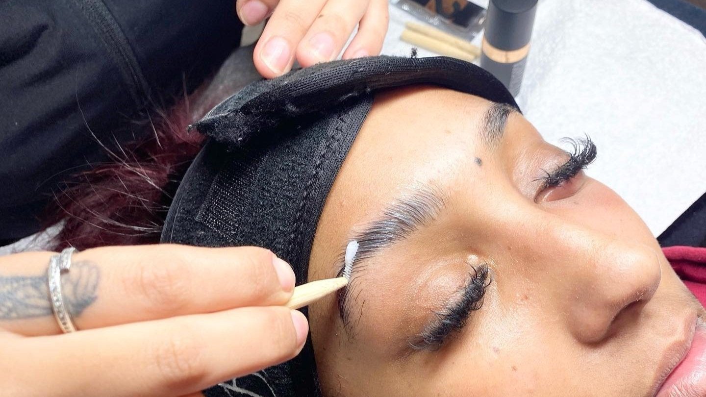 Brow lamination